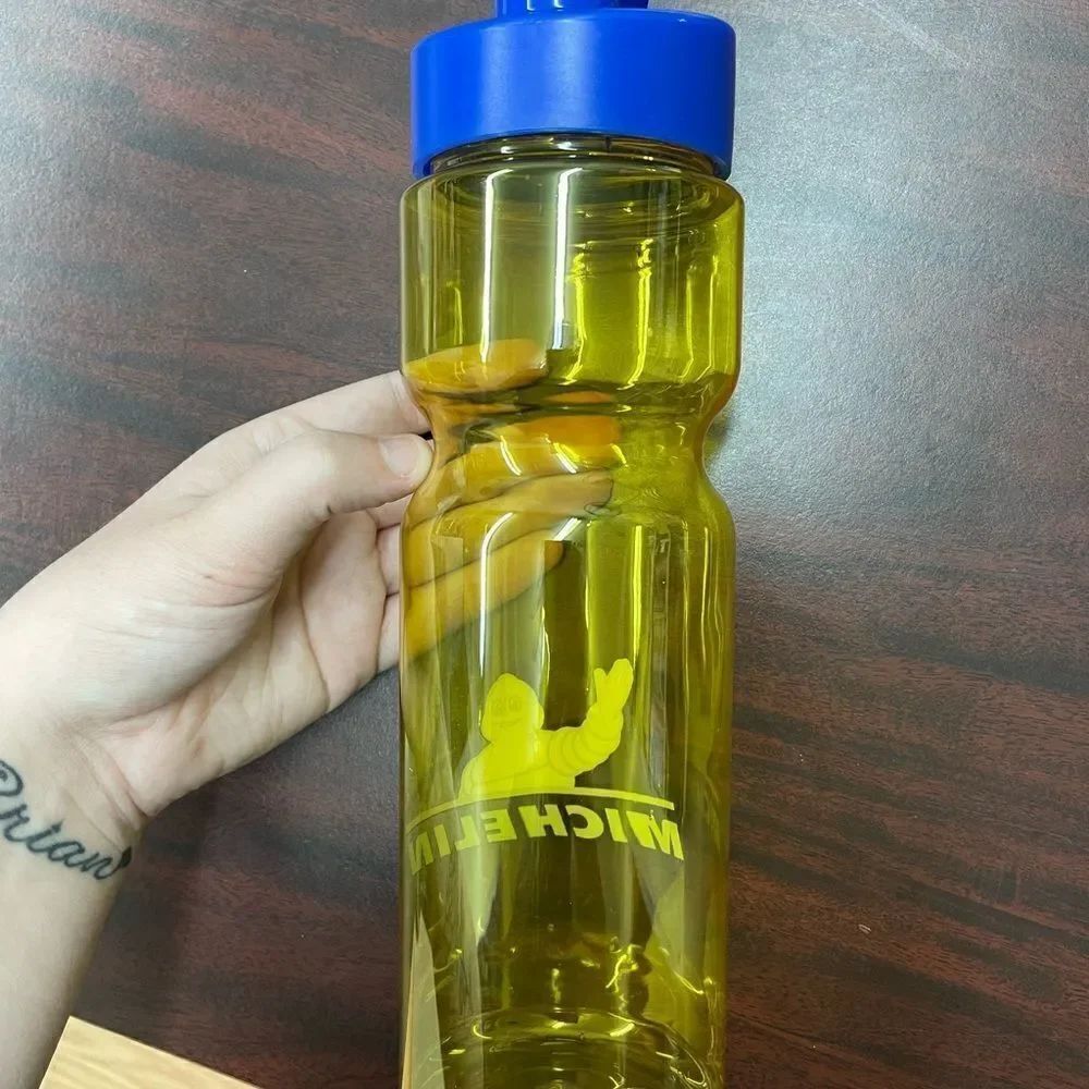 Michelin Water bottle  - Picture 2 of 4